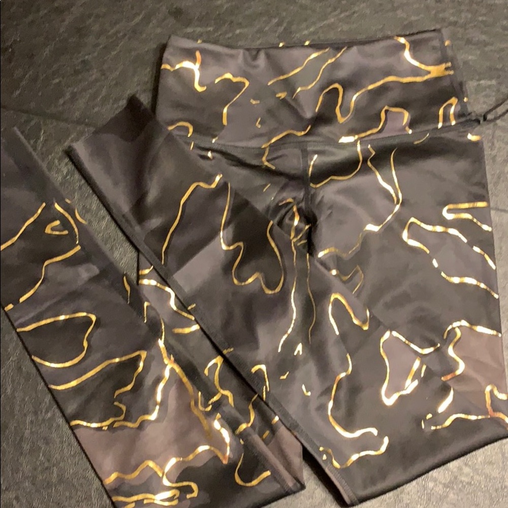 Noli yoga legging new with tags